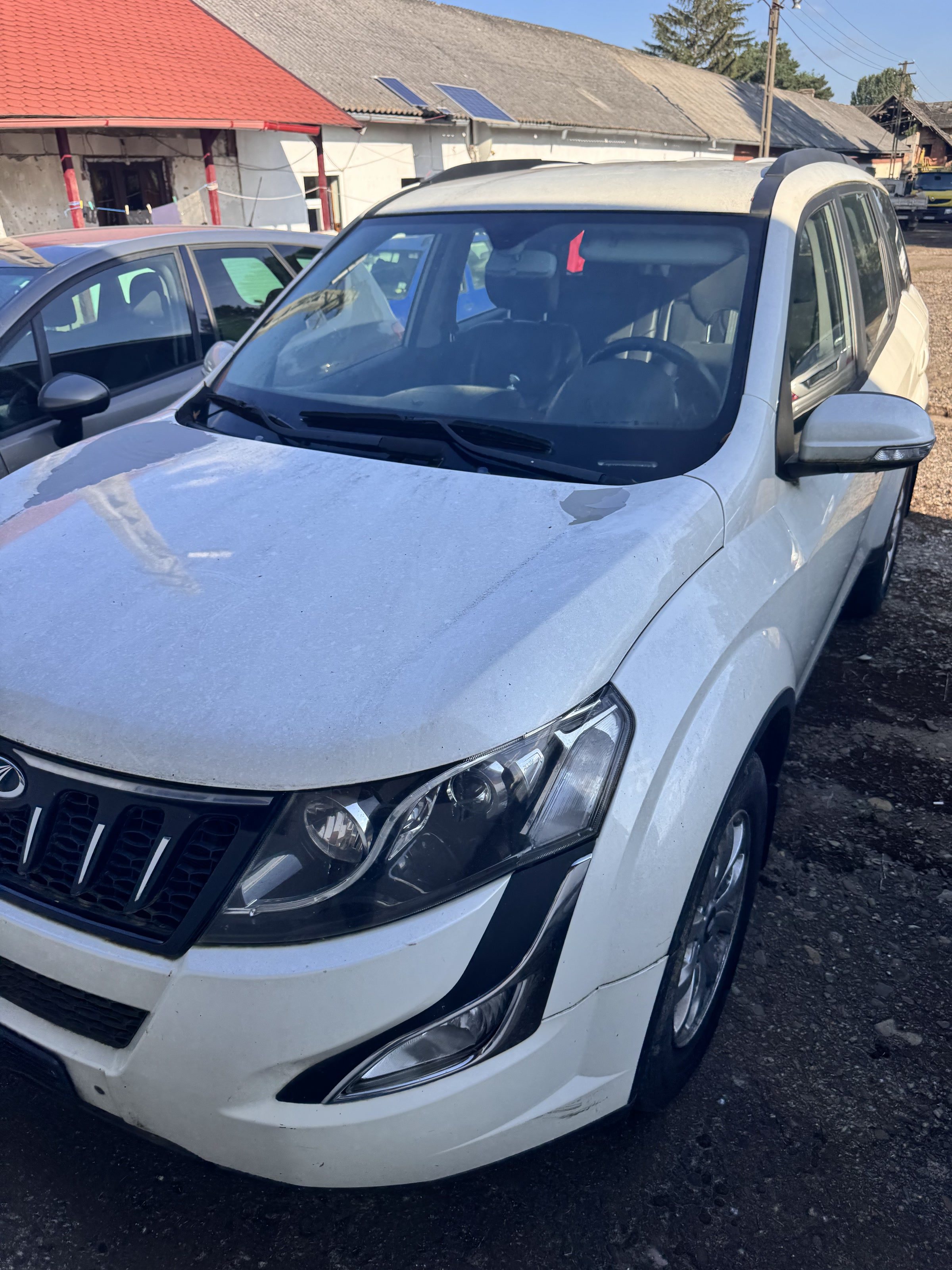 Mahindra XUV500, fotografie vehicul IMG_3867