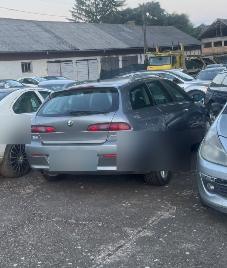 Alfa Romeo 156 Sportwagon, gri, în parcul AutoResursa